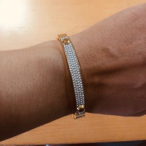 SOLD🎉Michael Kors Pave Gold Tone Bangle Bracelet